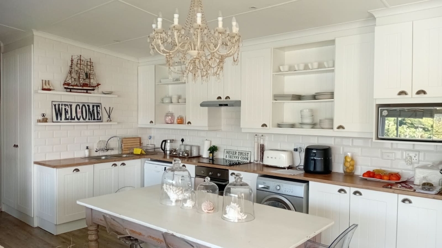 To Let 1 Bedroom Property for Rent in Bonza Bay Eastern Cape